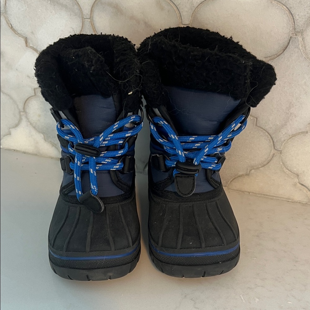 Kids Black and Blue Winter Snow Boots toddler size 6